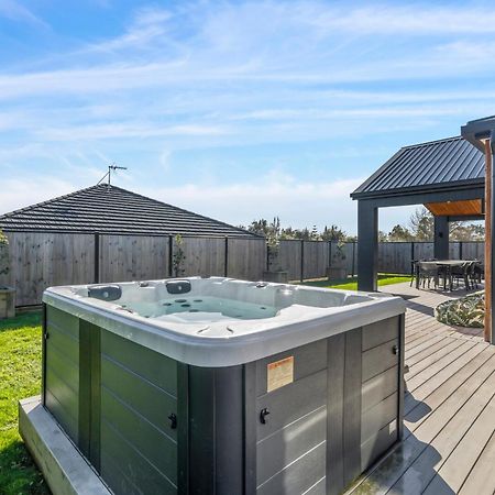 Regent Sanctuary - Martinborough Holiday Home Ngoại thất bức ảnh
